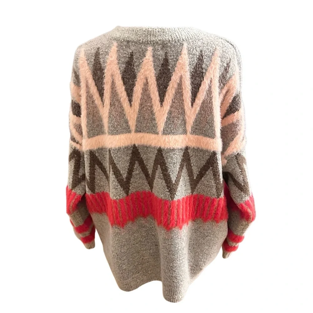 Vine and Love Cozy Geometric Patterned Sweater EUC Size S